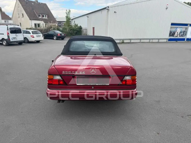1992 Mercedes Benz E 300