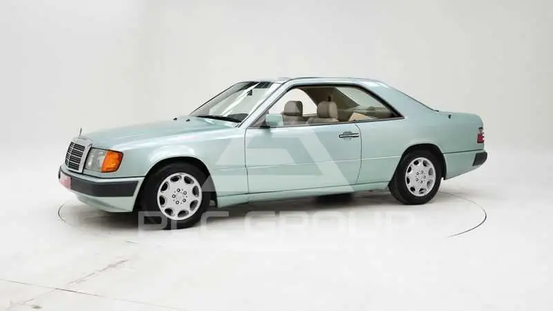 1992 Mercedes Benz E 300