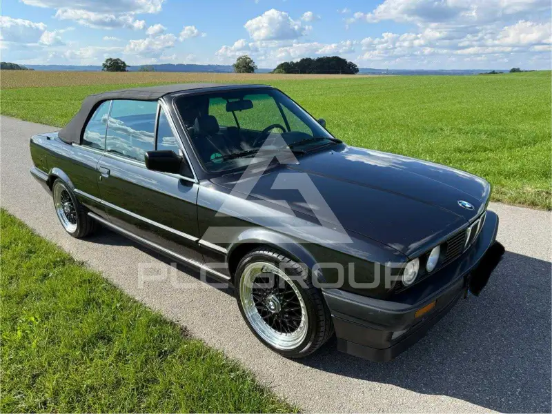 1993 BMW 330