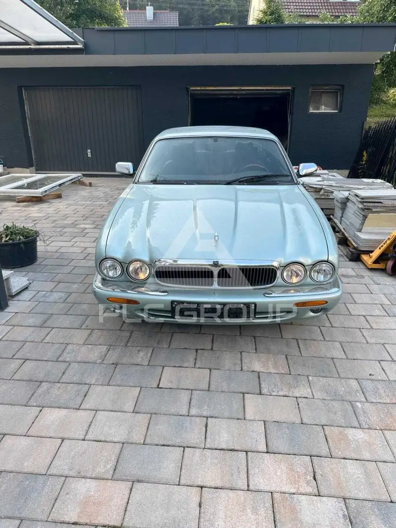 1993 Jaguar XJ