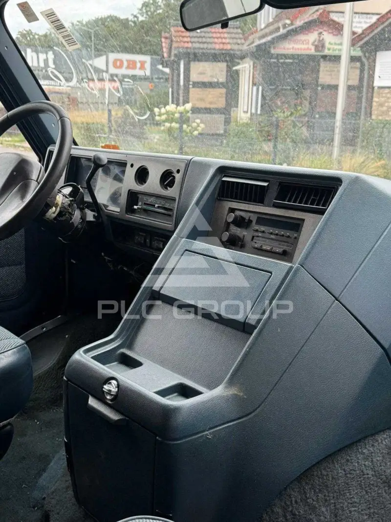 1993 GMC VANDURA