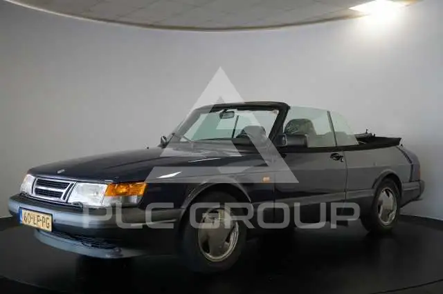 1993 SAAB 900