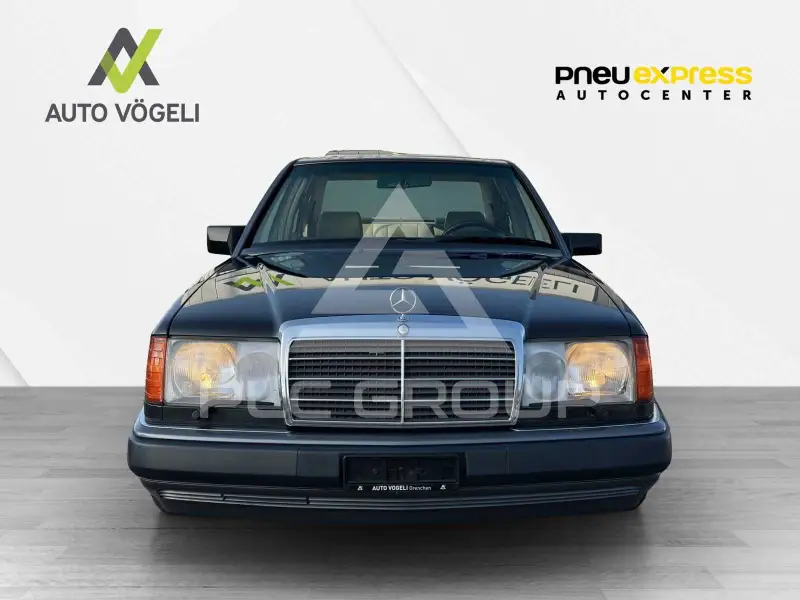 1993 Mercedes Benz 320