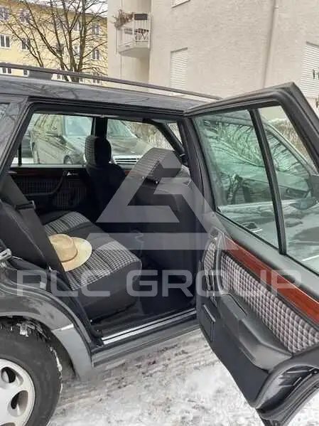 1993 Mercedes Benz 220