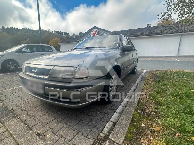 1993 Opel Vectra