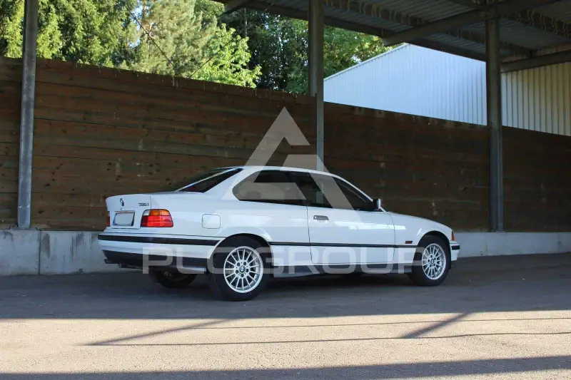 1994 BMW 330