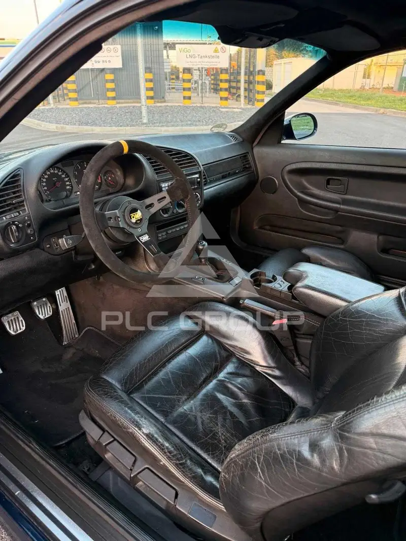 1994 BMW 330