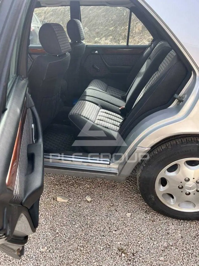 1994 Mercedes Benz E-Class