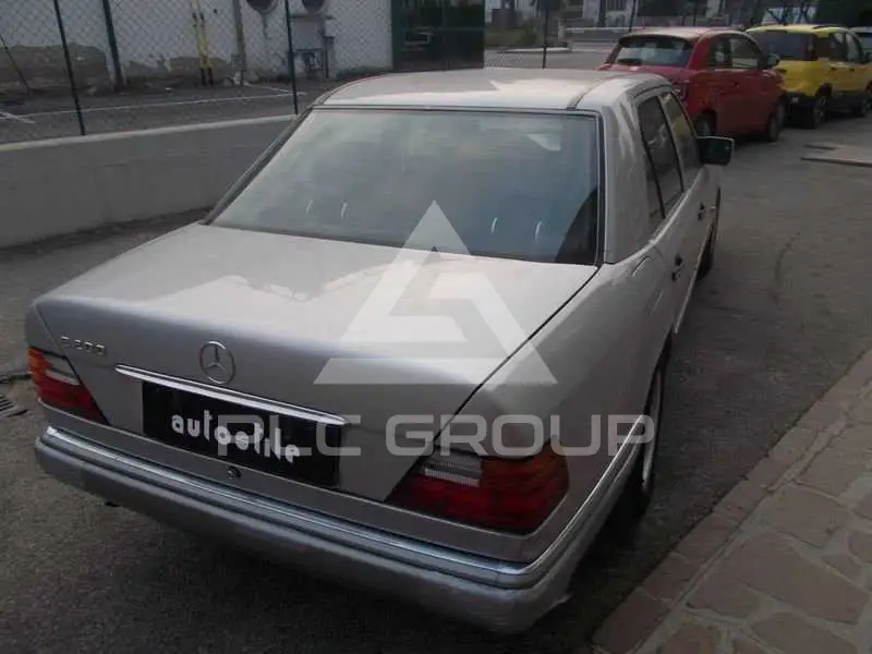 1994 Mercedes Benz 200