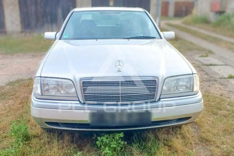1994 Mercedes Benz 220