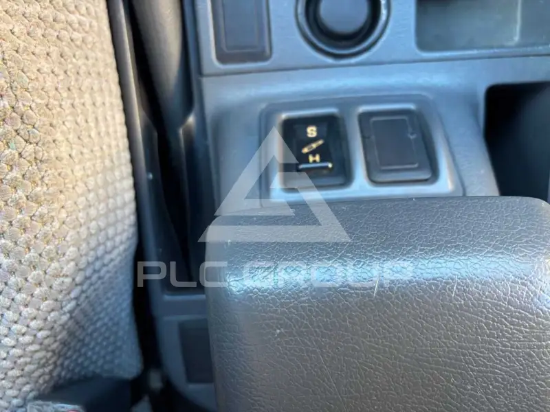 1995 Mitsubishi PAJARO