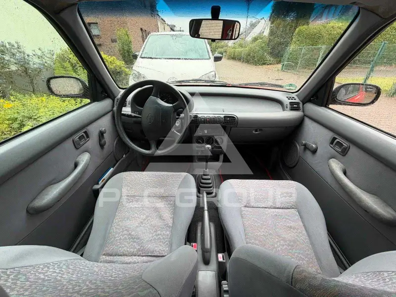 1996 Nissan MICRA