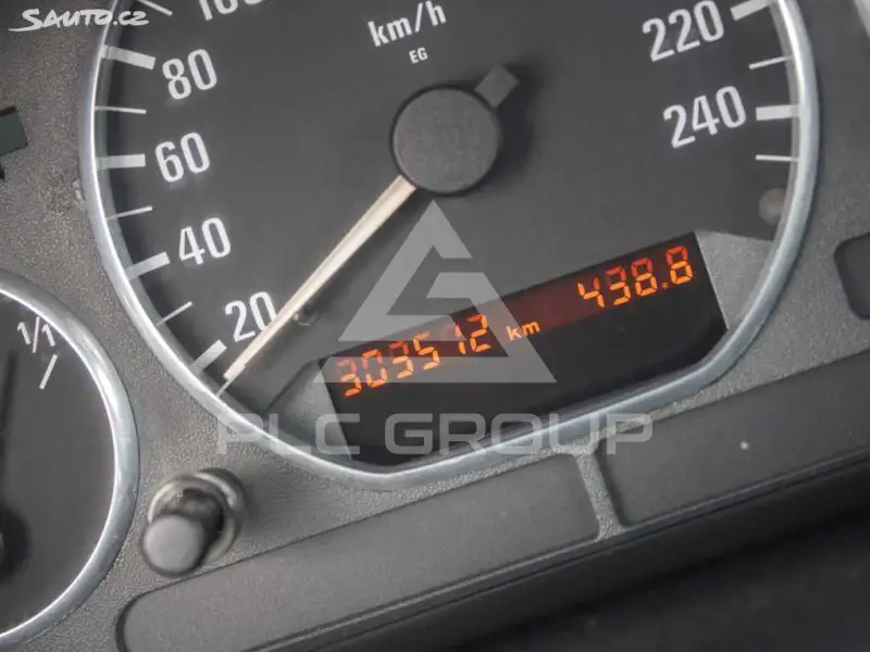1996 BMW 120