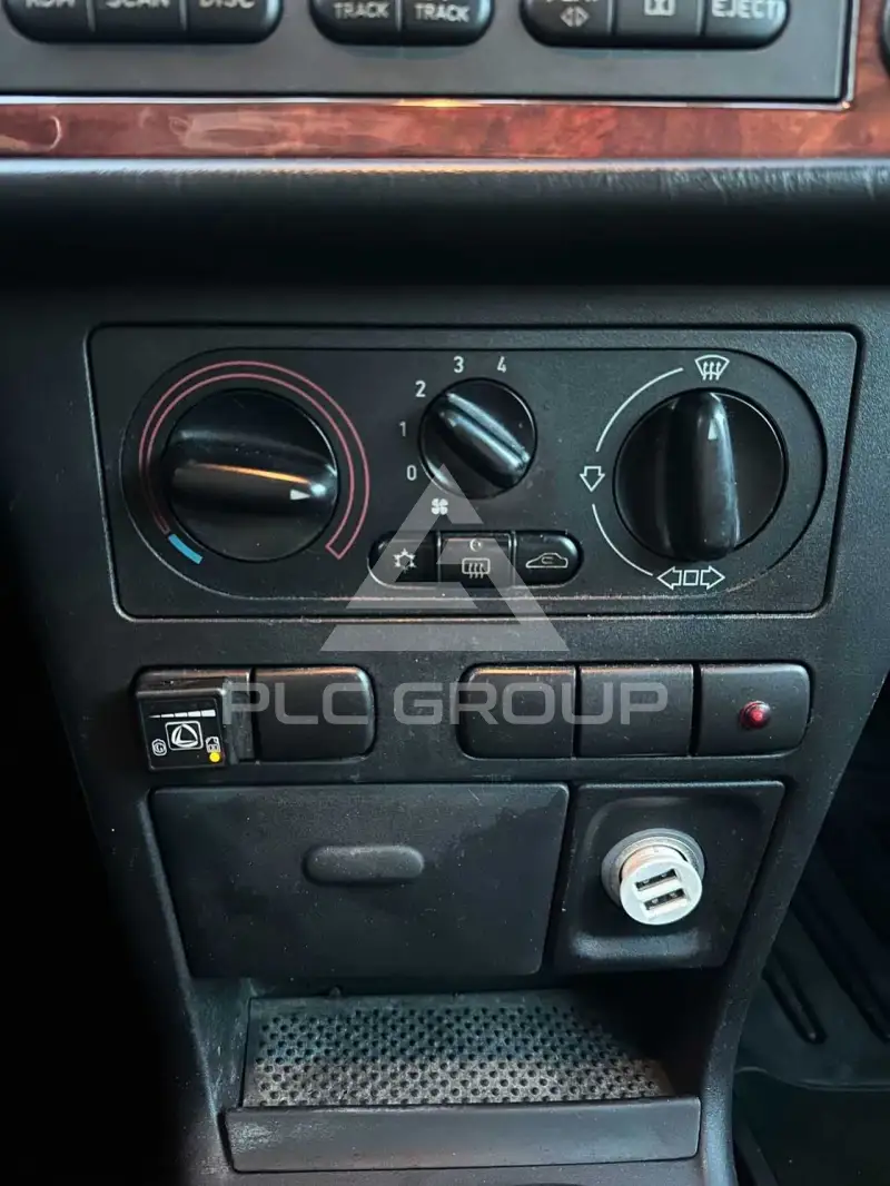 1996 SAAB 900