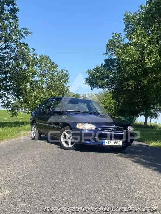 1996 Ford ESCORT