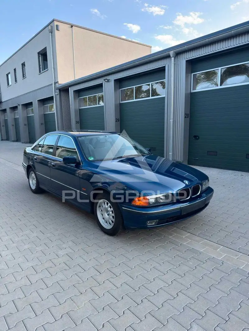 1997 BMW 523