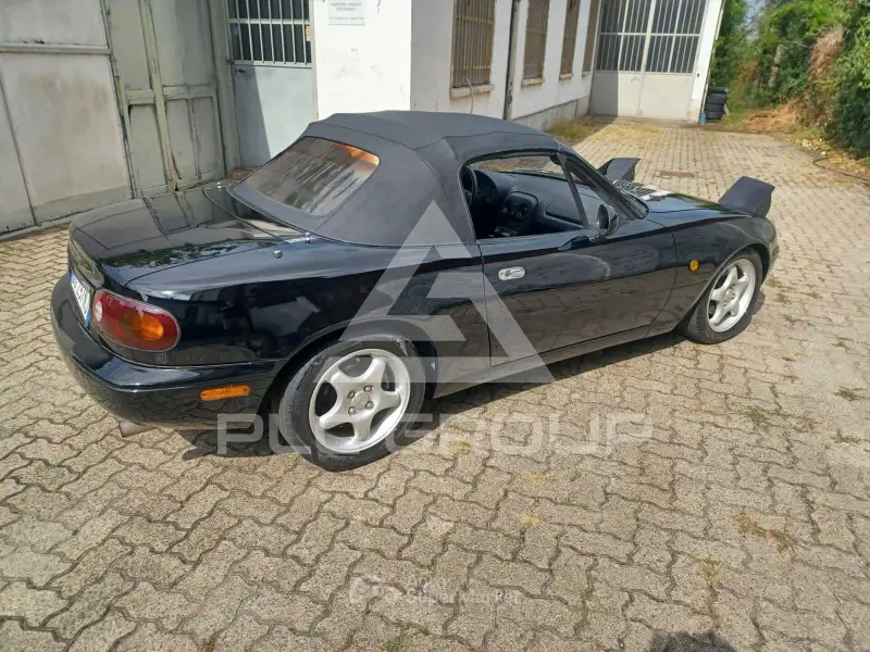 1997 Mazda MX-5