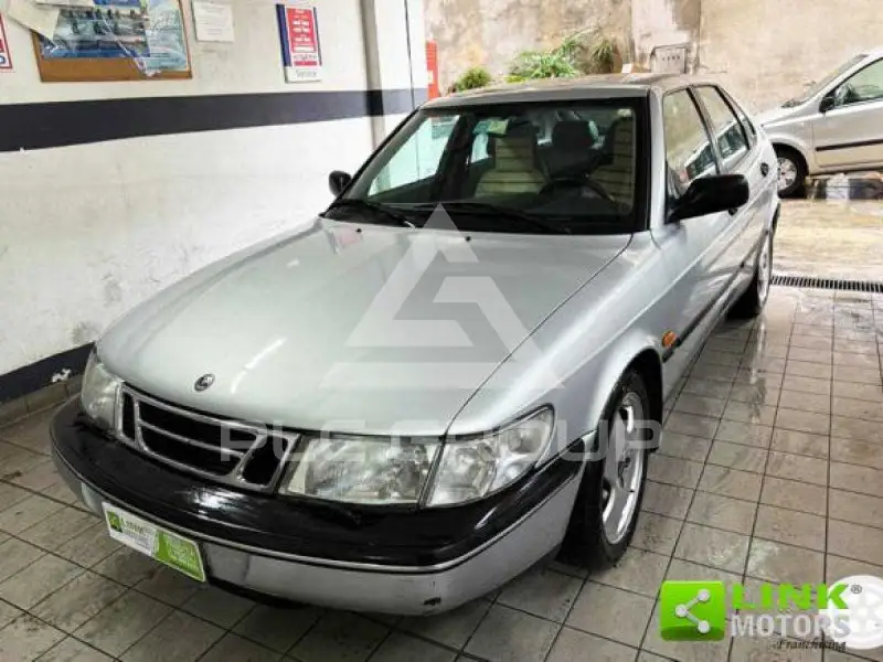 1997 SAAB 900