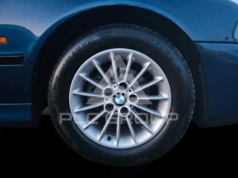 1998 BMW 523