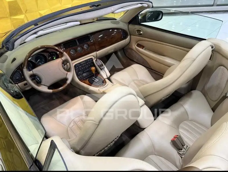 1998 Jaguar XK8