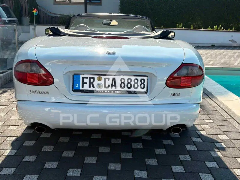 1998 Jaguar XK8