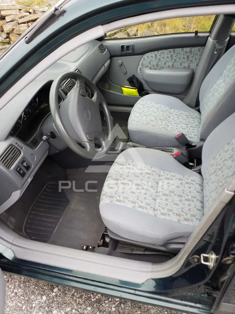 1998 Toyota Glanza