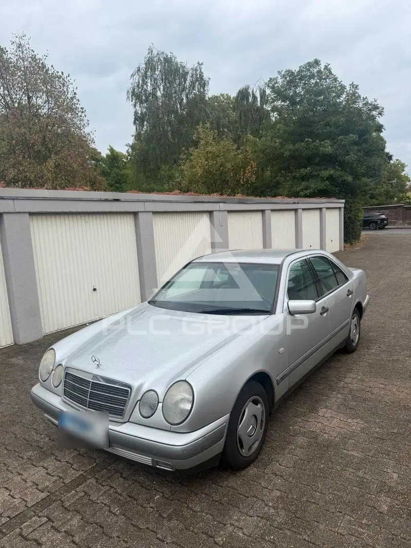 1998 Mercedes Benz E-Class