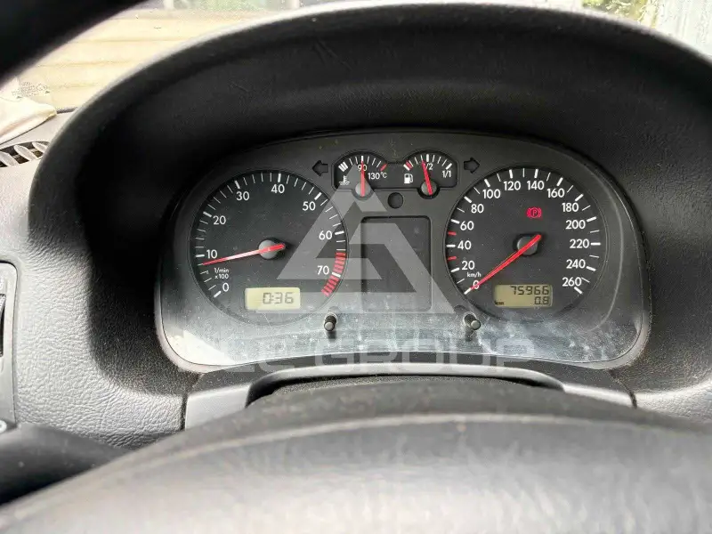 1998 Volkswagen GOLF