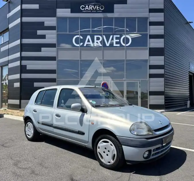 1998 Renault Clio