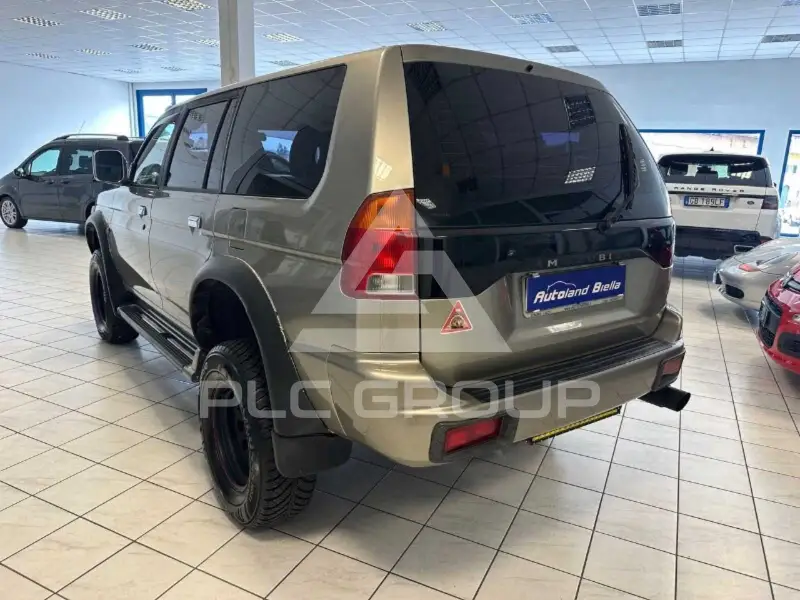 1999 Mitsubishi PAJARO