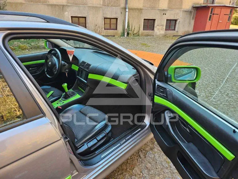 1999 BMW 523