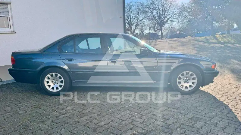 1999 BMW 7 Series