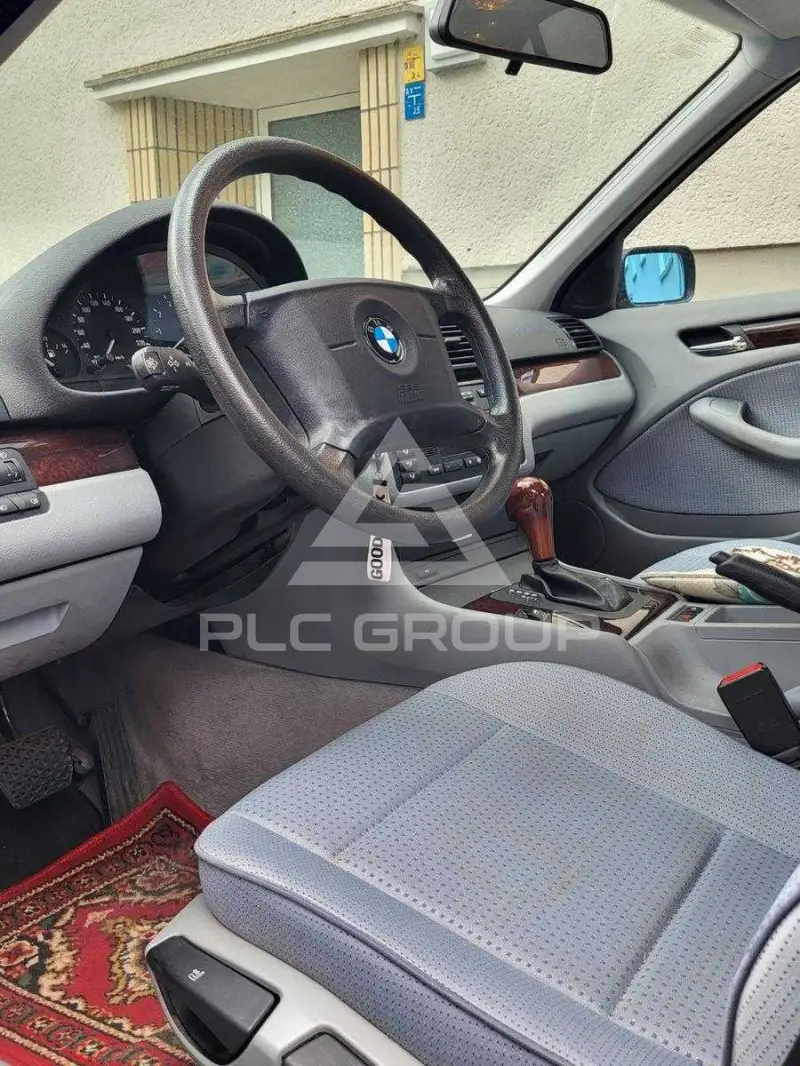 1999 BMW 330