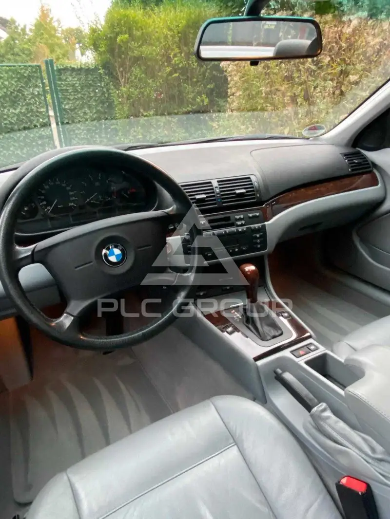 1999 BMW 330