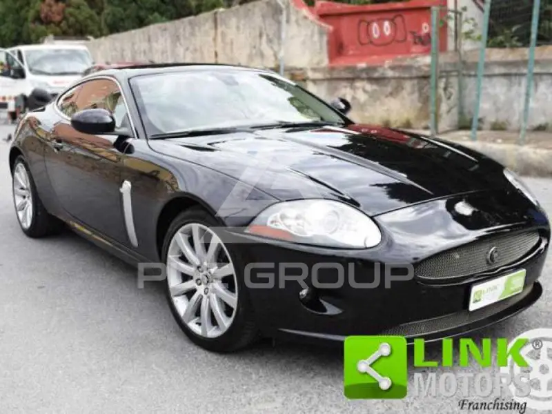 1999 Jaguar XK8