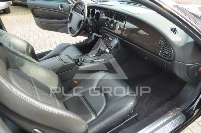 1999 Jaguar XK8