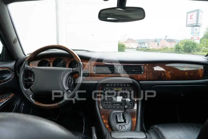 1999 Jaguar XJR