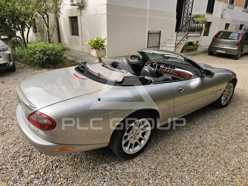 1999 Jaguar XK