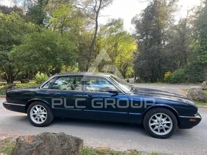 1999 Jaguar XJ