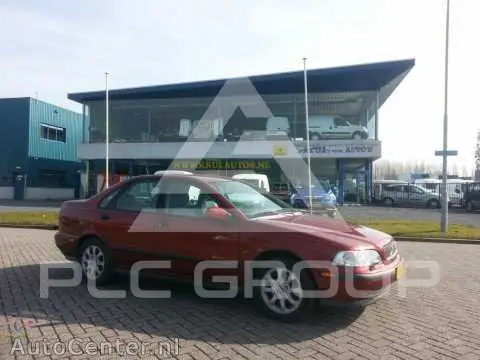 1999 Volvo S40