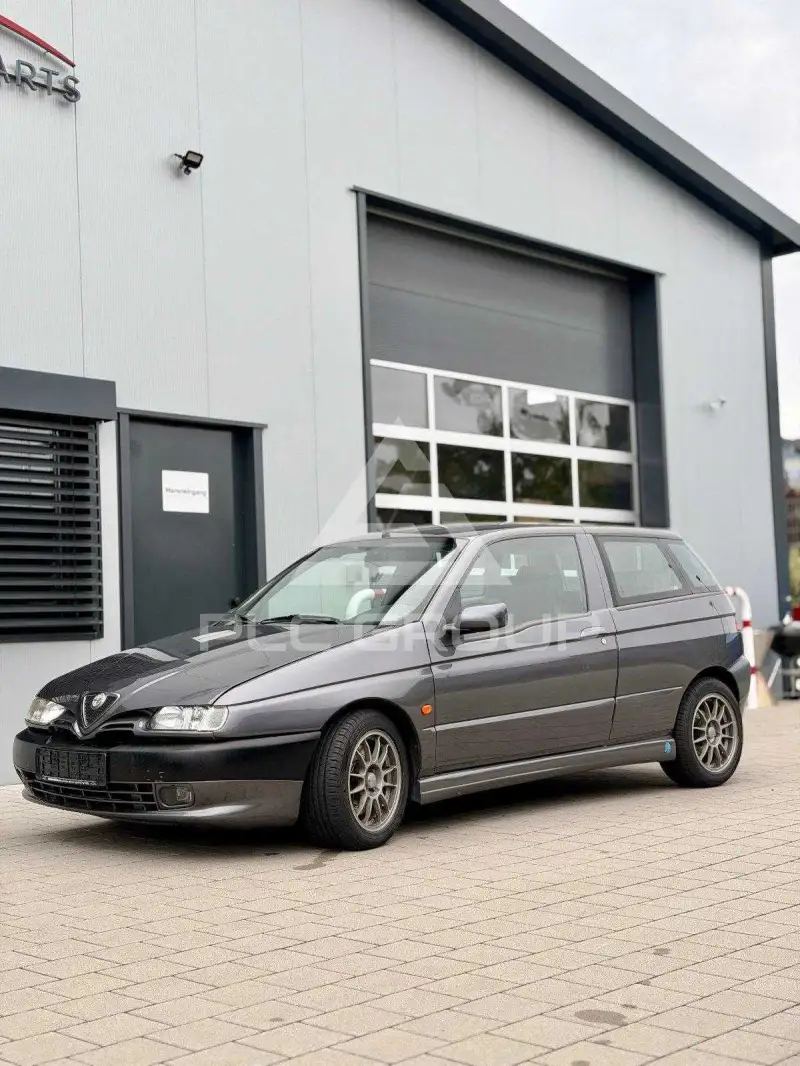 1999 Alfa Romeo 145