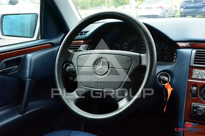1999 Mercedes Benz E-Class