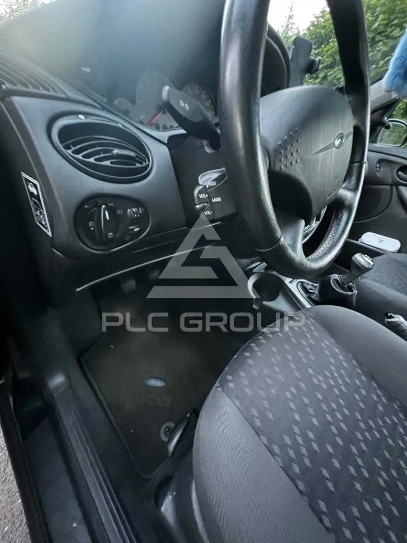 1999 Ford FOCUS