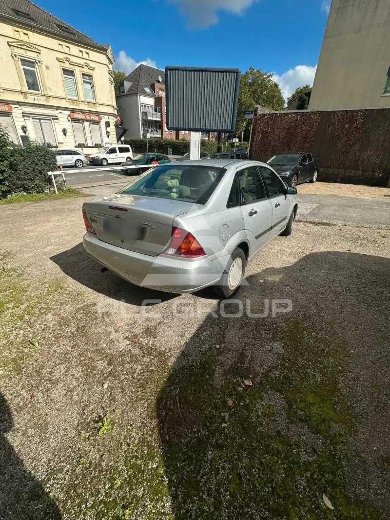 1999 Ford FOCUS