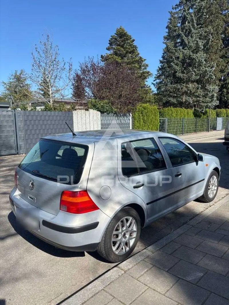 1999 Volkswagen GOLF