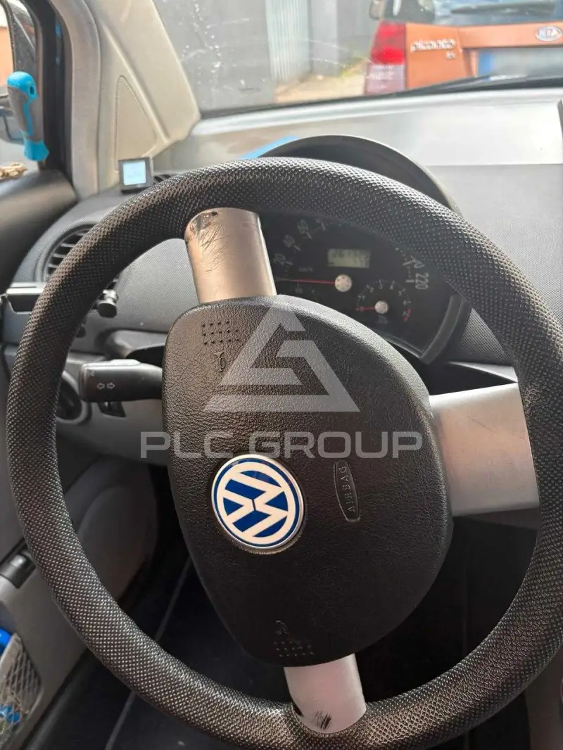 1999 Volkswagen BEETLE
