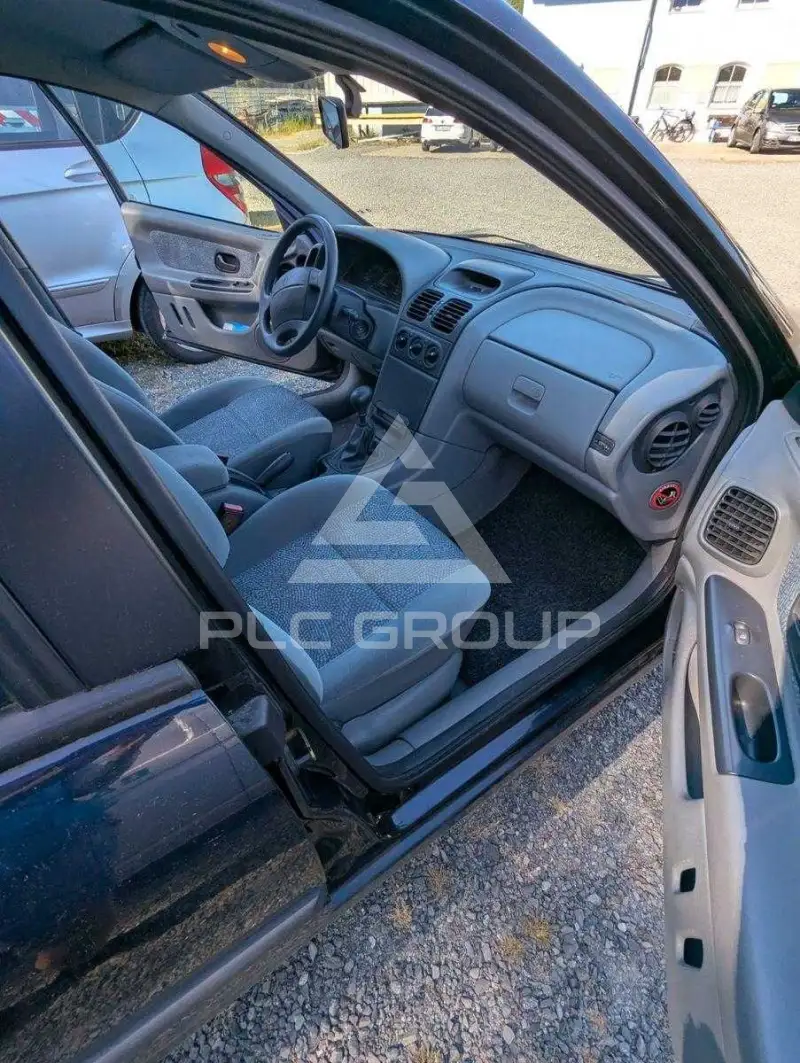 1999 Renault Laguna
