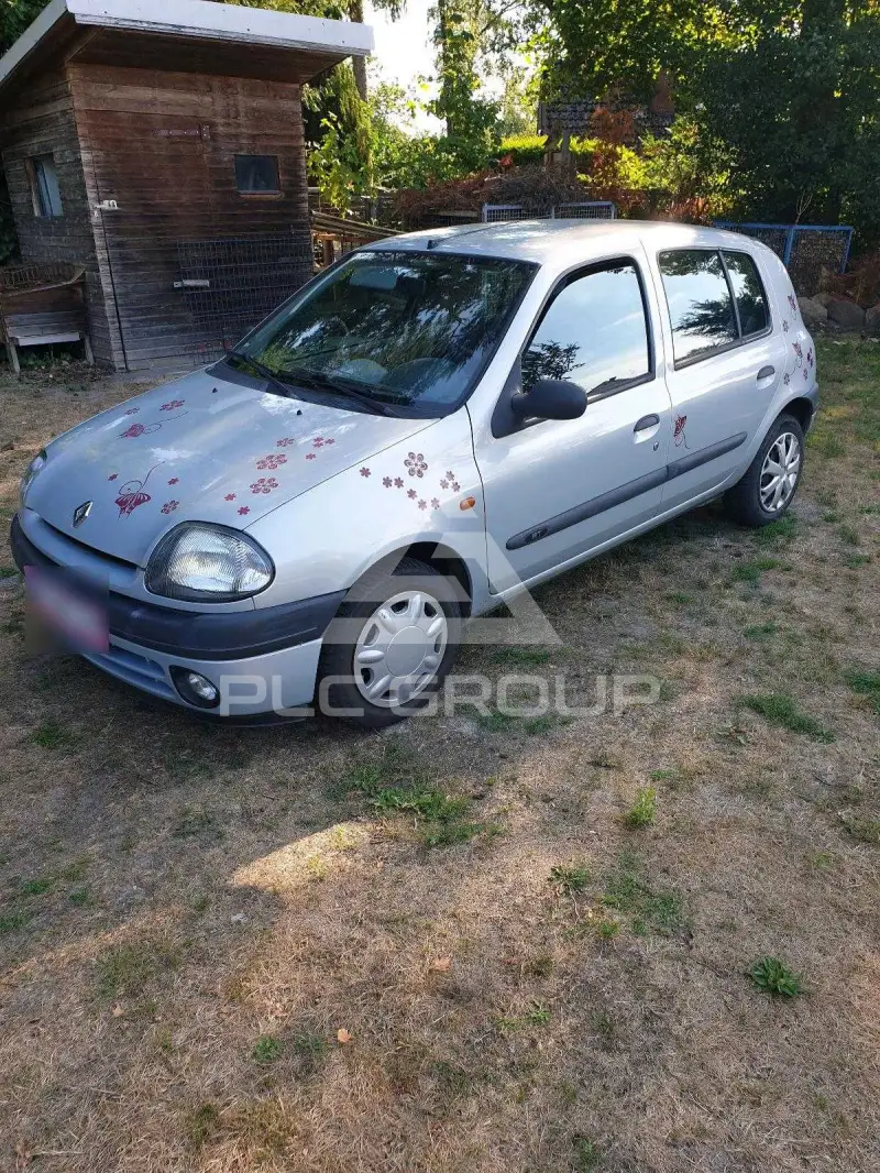 1999 Renault Clio
