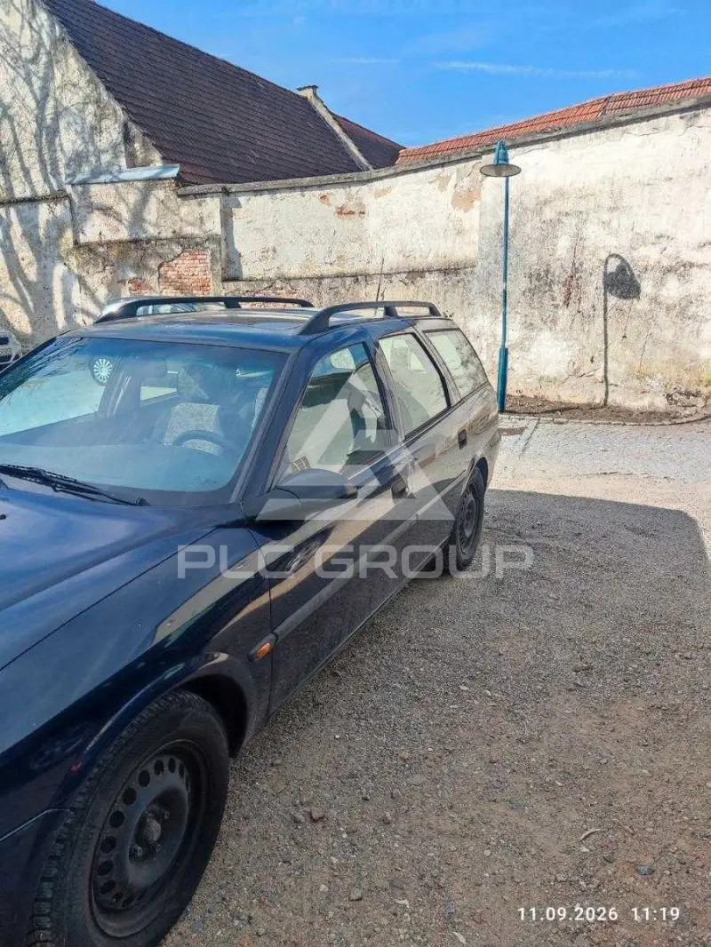 1999 Opel Vectra