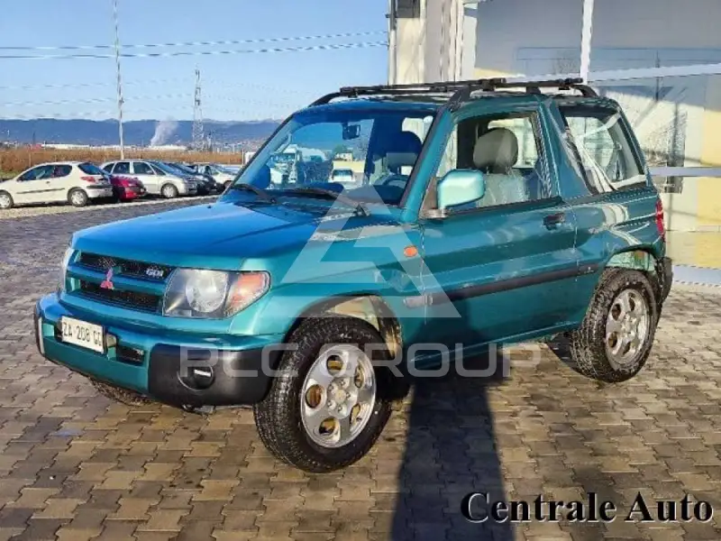 2000 Mitsubishi PAJARO